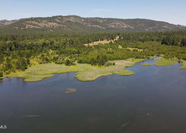 Property at 3216 Dufort Rd, Sagle, ID 83860, 3 beds, 1 bath