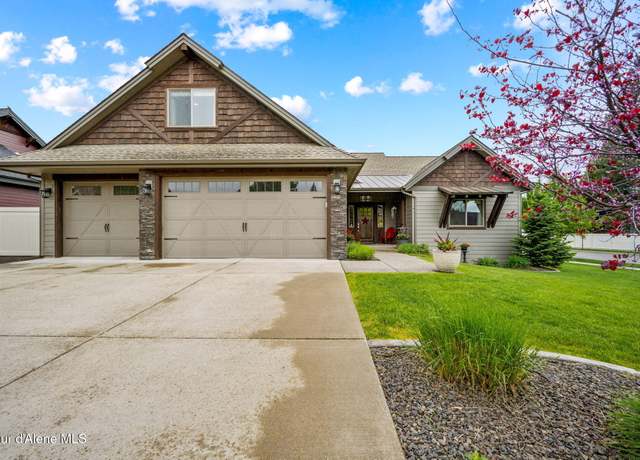 Property at 1044 E Maroon Creek Dr, Hayden, ID 83835, 4 beds, 2.5 baths