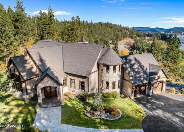 Property at 2857 W Baywoods Rd, Coeur D'alene, ID 83814, 4 beds, 2.5 baths