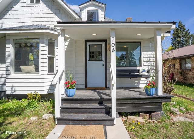 Property at 706 Main St, Sandpoint, ID 83864, 3 beds, 2 baths