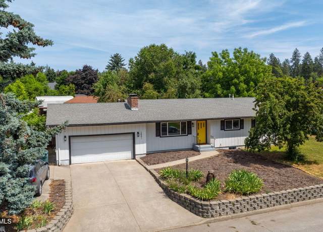 Property at 2841 W Masters Dr, Coeur D'alene, ID 83815, 5 beds, 3 baths