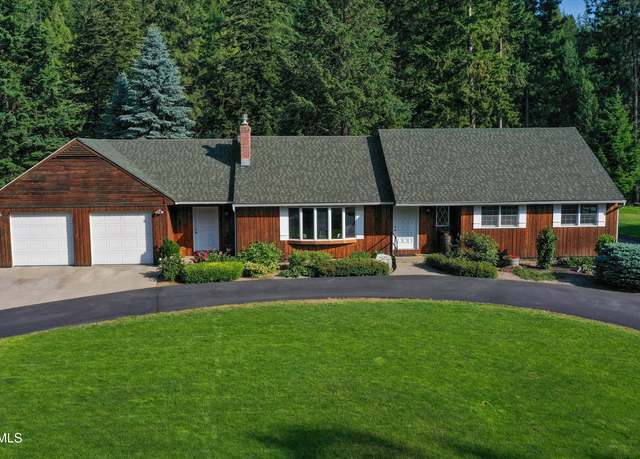 Property at 6556 Tannenbaum Cir, Bonners Ferry, ID 83805, 4 beds, 3.5 baths