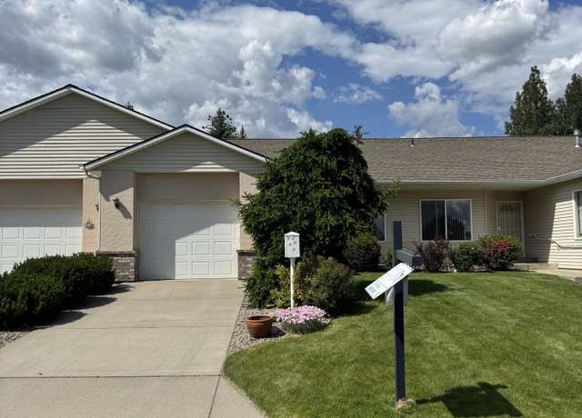 Property at 945 W Woodlawn Dr, Hayden, ID 83835, 2 beds, 2 baths