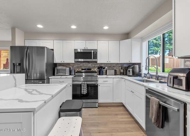 Property at 5299 W Green Ct #23, Rathdrum, ID 83858, 2 beds, 2 baths