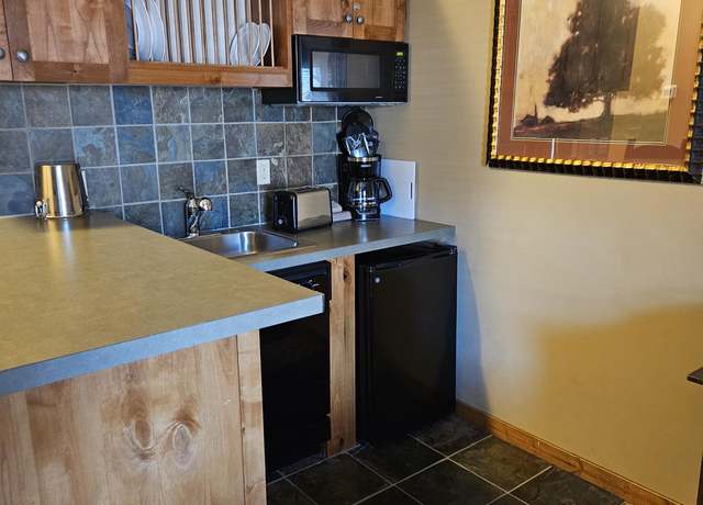 Property at 604 Bunker Ave #406, Kellogg, ID 83837, 1 bath