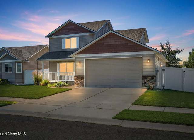 Property at 1922 E Highwing Ct, Post Falls, ID 83854, 4 beds, 2.5 baths