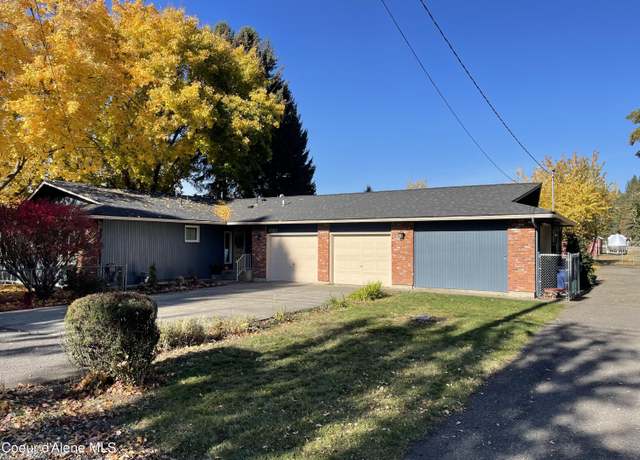 Property at 1323 E Deerhaven Ave, Dalton Gardens, ID 83815, 4 beds, 3 baths