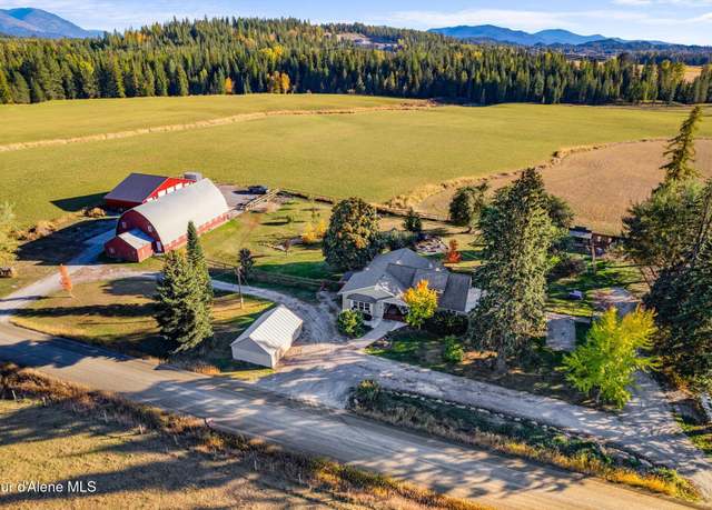 Property at 982 W Center Valley Rd, Sandpoint, ID 83864, 4 beds, 3 baths