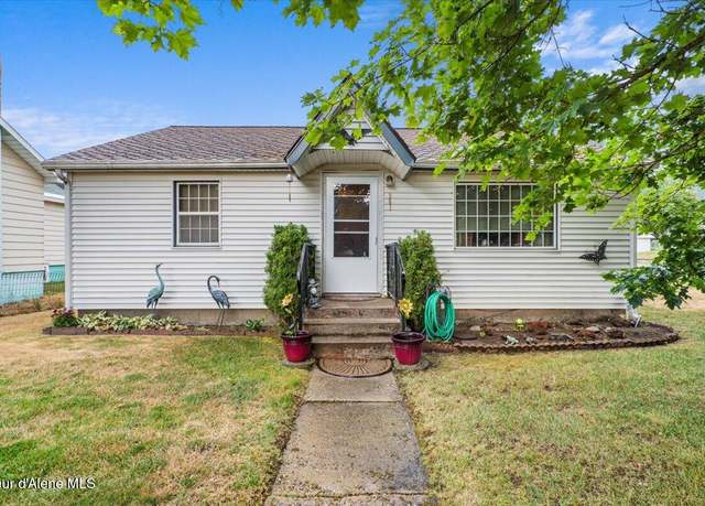 Property at 301 Third St, Osburn, ID 83849, 2 beds, 1 bath