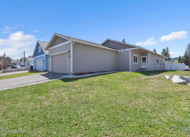 Property at 32489 N 10th Ave, Spirit Lake, ID 83869, 3 beds, 2 baths