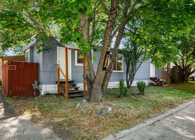 Property at 411 S Olive Ave #1, Sandpoint, ID 83864, 2 beds, 1 bath