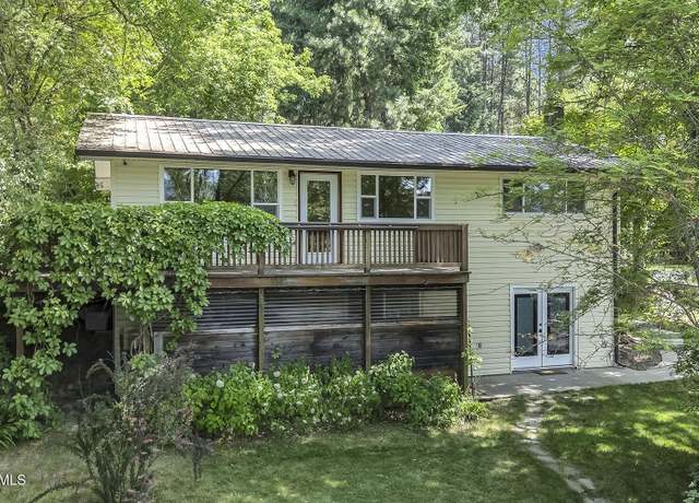 Property at 6436 Madison St, Bonners Ferry, ID 83805, 4 beds, 2 baths