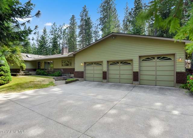Property at 694 S Signal Point Rd, Post Falls, ID 83854, 5 beds, 3.5 baths