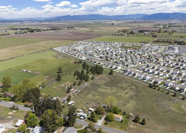 Property at 8394 N Chase Rd, Post Falls, ID 83854, 4 beds, 2 baths