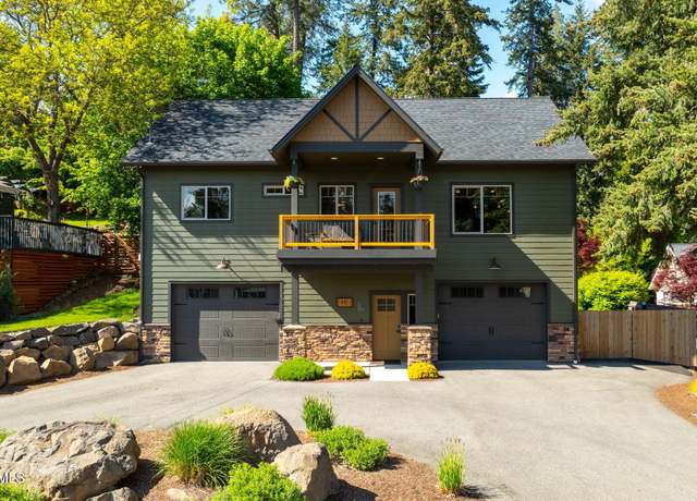 Property at 1997 E Avondale Ln, Hayden, ID 83835, 3 beds, 3 baths
