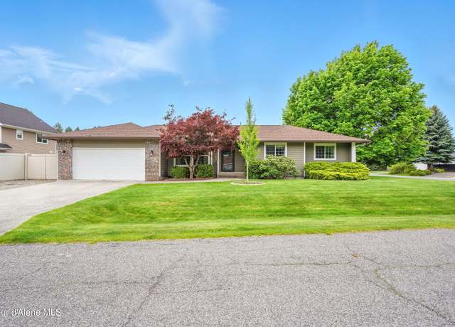 Property at 536 E Cloverleaf Dr, Hayden, ID 83835, 3 beds, 2 baths