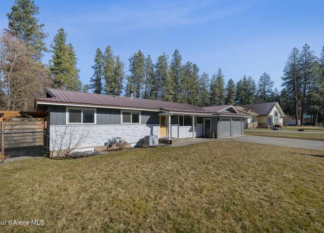 Property at 4075 E Evergreen Dr, Post Falls, ID 83854, 5 beds, 3 baths