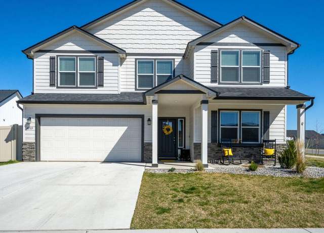 Property at 4209 May Ella Lp, Post Falls, ID 83854, 5 beds, 2.5 baths