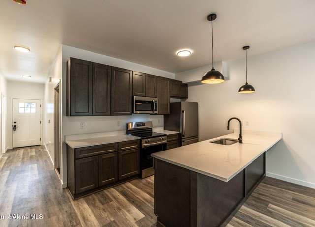 Property at 3693 N Torrey Pine Ln, Coeur D'alene, ID 83815, 2 beds, 2.5 baths