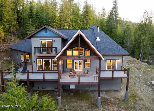 Property at 597 Kula Dr, Sagle, ID 83860, 4 beds, 4 baths