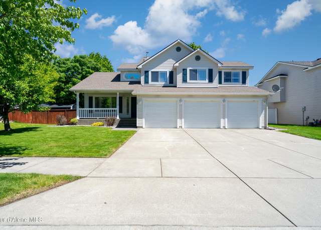 Property at 1800 N Willamette Dr, Post Falls, ID 83854, 4 beds, 2.5 baths