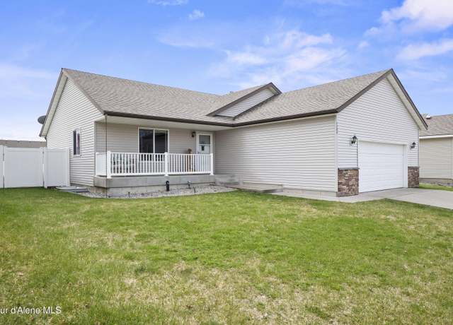 Property at 4486 W Bardwell Dr, Coeur D'alene, ID 83815, 5 beds, 3 baths