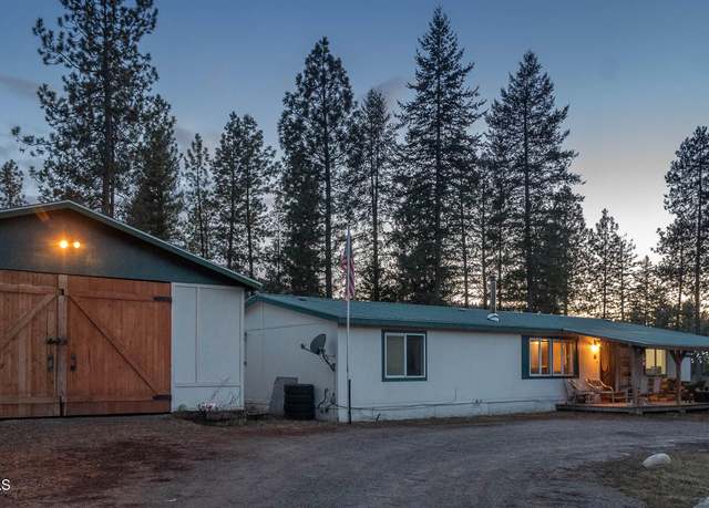 Property at 830 Shamar Dr, Blanchard, ID 83804, 4 beds, 3 baths