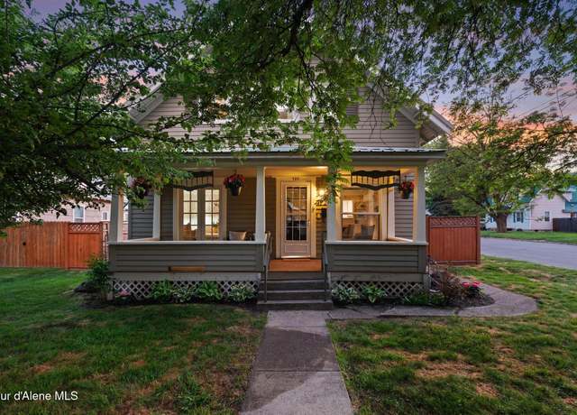 Property at 723 Forest Ave, Sandpoint, ID 83864, 3 beds, 2 baths