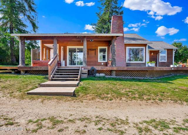 Property at 7083 Helena St, Bonners Ferry, ID 83805, 2 beds, 1 bath