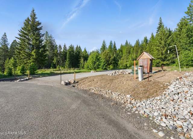 Property at 65 Beacon Hill Rd, Cocolalla, ID 83813