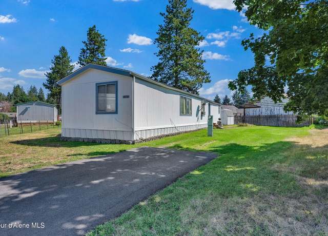 Property at 8270 W Meadowbrook Cir, Rathdrum, ID 83858, 2 beds, 2 baths