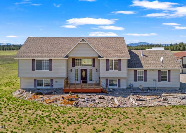 Property at 2996 E Briar Ct, Athol, ID 83801, 5 beds, 3 baths