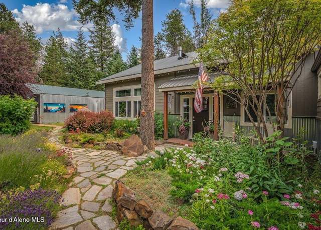 Property at 14 Meadowlark Dr, Sagle, ID 83860, 5 beds, 3 baths