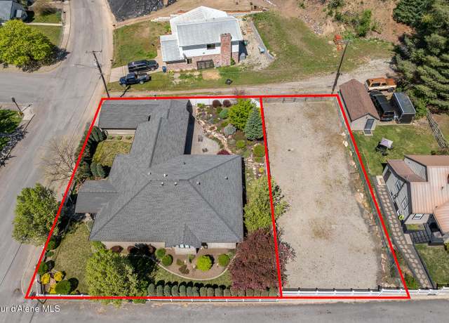 Property at 414 W Mission Ave, Kellogg, ID 83837, 3 beds, 3 baths