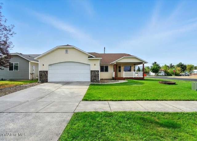 Property at 2167 E Wagon Trl, Post Falls, ID 83854, 3 beds, 2 baths