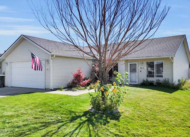 Property at 2615 E Knapp Cir, Post Falls, ID 83854, 3 beds, 2 baths