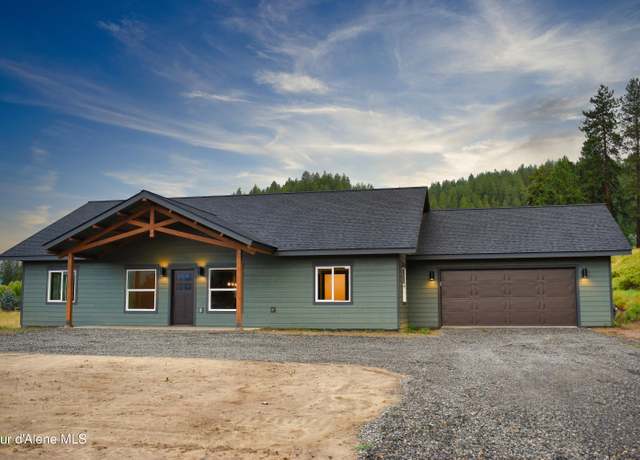Property at 7434 Vista Dr, Bonners Ferry, ID 83805, 3 beds, 2 baths