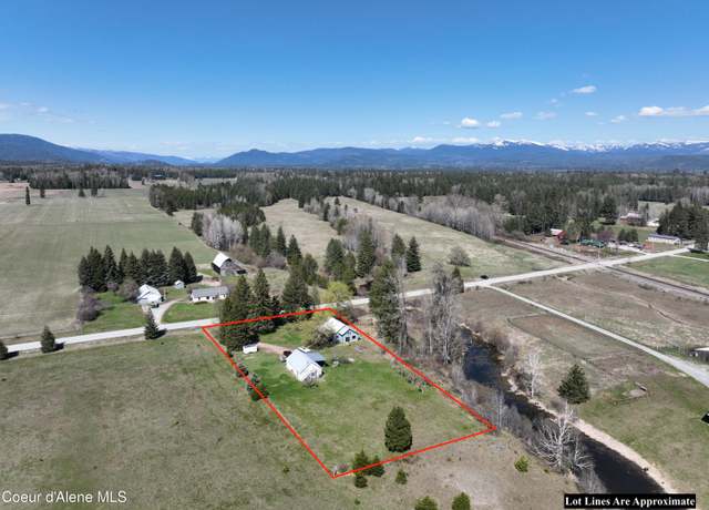 Property at 2404 Selle Rd, Sandpoint, ID 83864, 2 beds, 2 baths