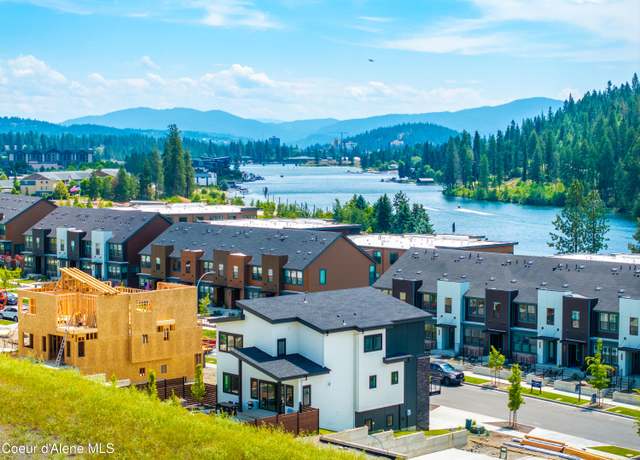 Property at 2747 W Lumber Ln, Coeur D'alene, ID 83814, 4 beds, 3.5 baths