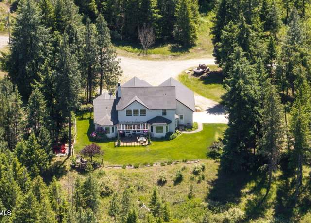 Property at 17536 W Julia Dr, Hauser, ID 83854, 4 beds, 2.5 baths