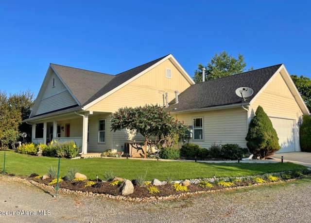 Property at 1306 Vineyard Dr, Sandpoint, ID 83864, 3 beds, 2 baths