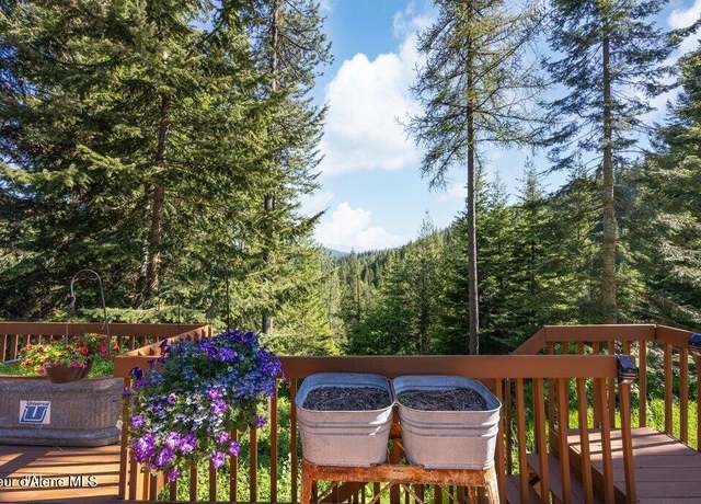 Property at 17461 N Right Fork Rd, Hauser, ID 83854, 3 beds, 2.5 baths