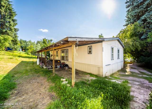 Property at 221 E 4th St, Oldtown, ID 83822, 3 beds, 2 baths