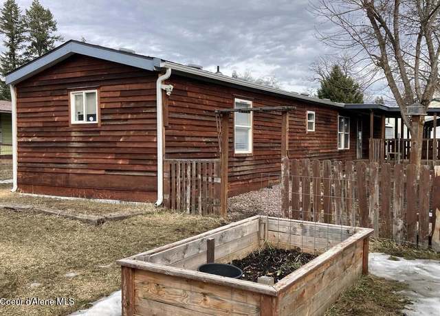 Property at 32452 N 2nd Ave, Spirit Lake, ID 83869, 2 beds, 2 baths