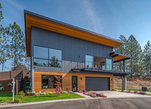 Property at 2193 W Bellerive Ln, Coeur D'alene, ID 83814, 4 beds, 3 baths