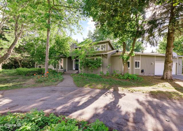 Property at 3809 N Moccasin Rd, Coeur D'alene, ID 83815, 5 beds, 3.5 baths