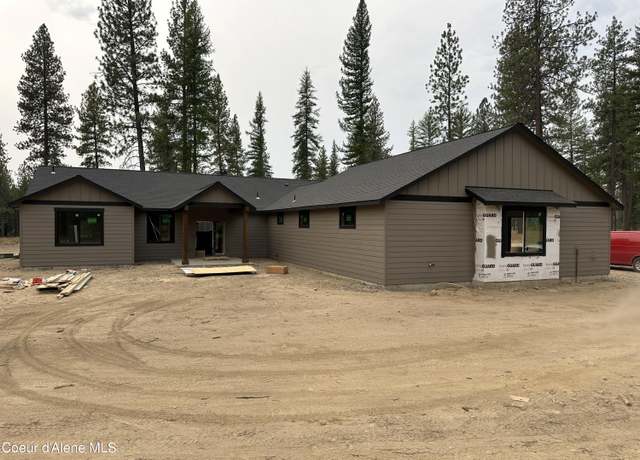Property at 52 Wallace Ln, Blanchard, ID 83804, 3 beds, 2.5 baths