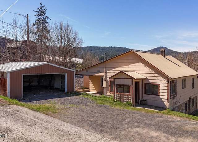 Property at 61 Pine St, St. Maries, ID 83861, 3 beds, 2 baths