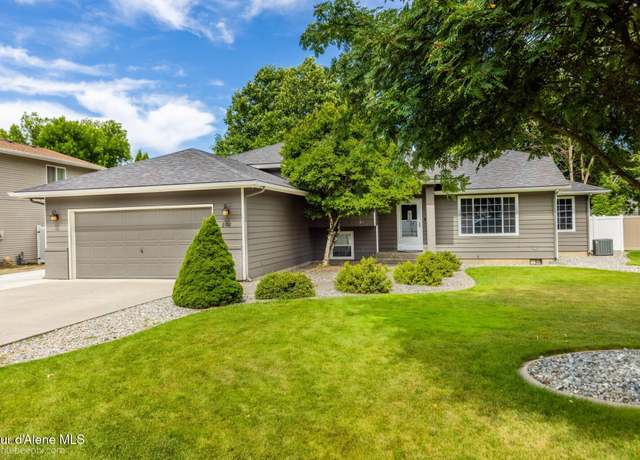 Property at 870 E Cloverleaf Dr, Hayden, ID 83835, 4 beds, 3 baths