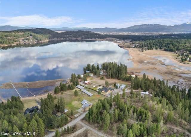 Property at 13687 N Hauser Lake Rd, Post Falls, ID 83854, 2 beds, 1 bath